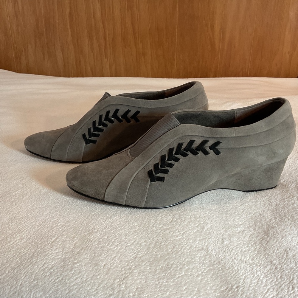Gray Suede cloth Wedge Slip-On Shoes